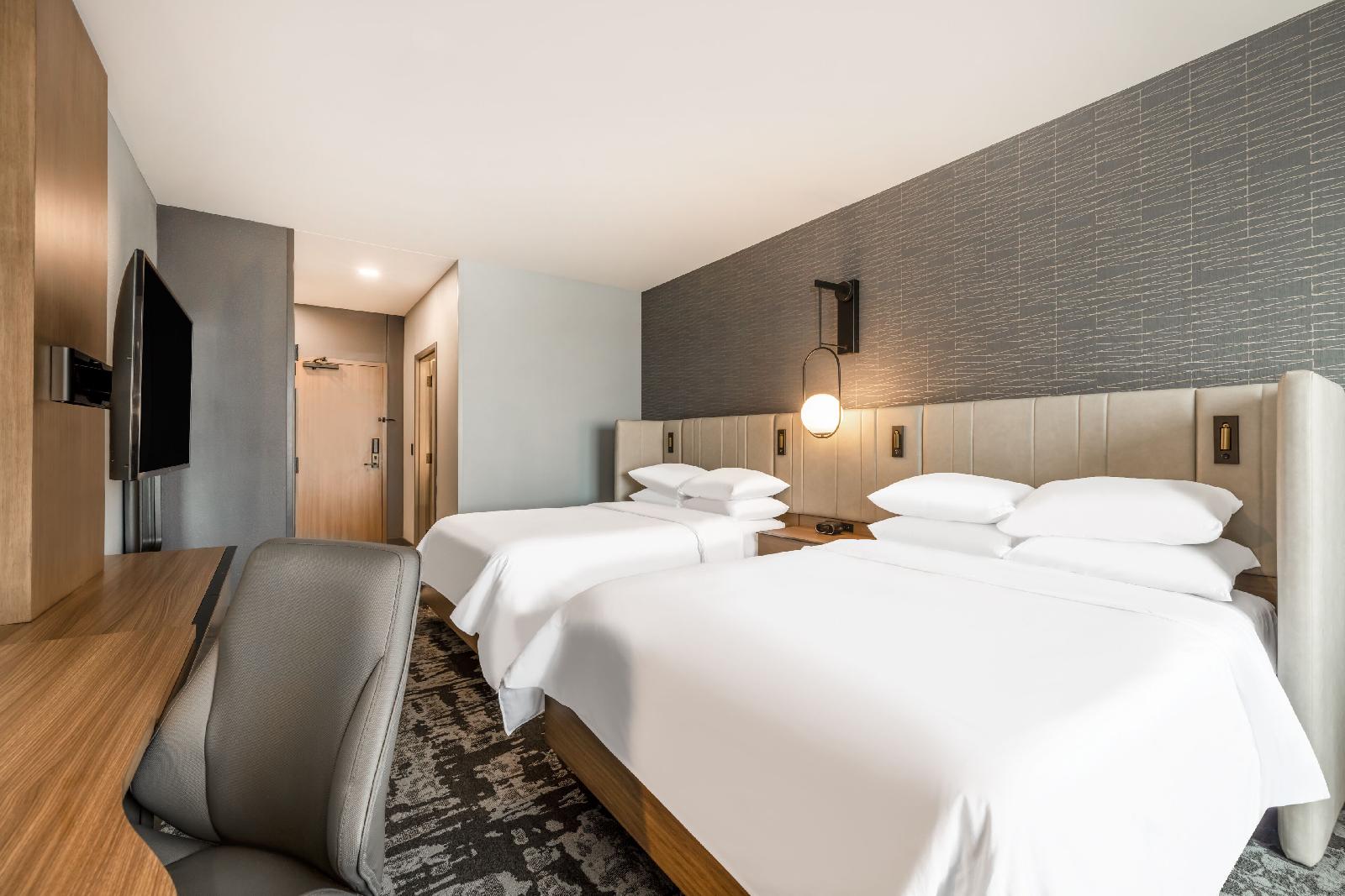 Crowne Plaza Kearney