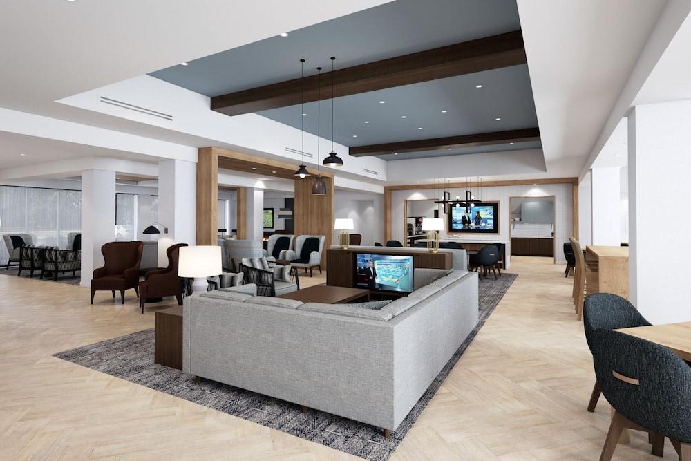 Staybridge Suites Racine Mount Pleasant