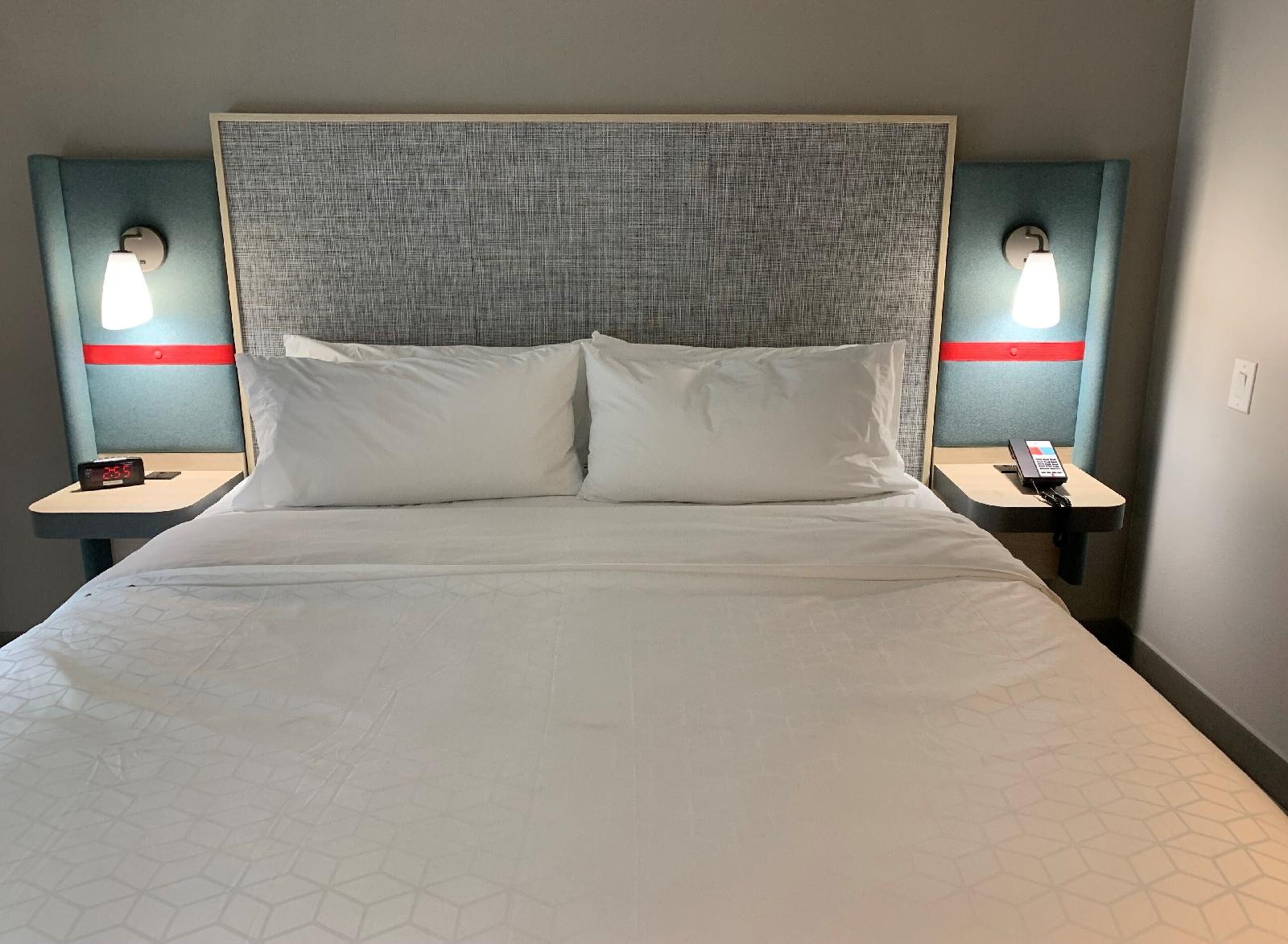 avid hotels Salem