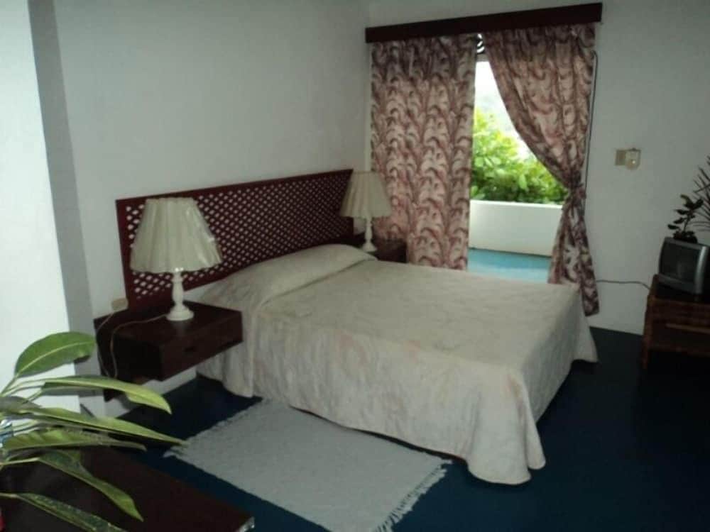 Hotel Rio Bueno