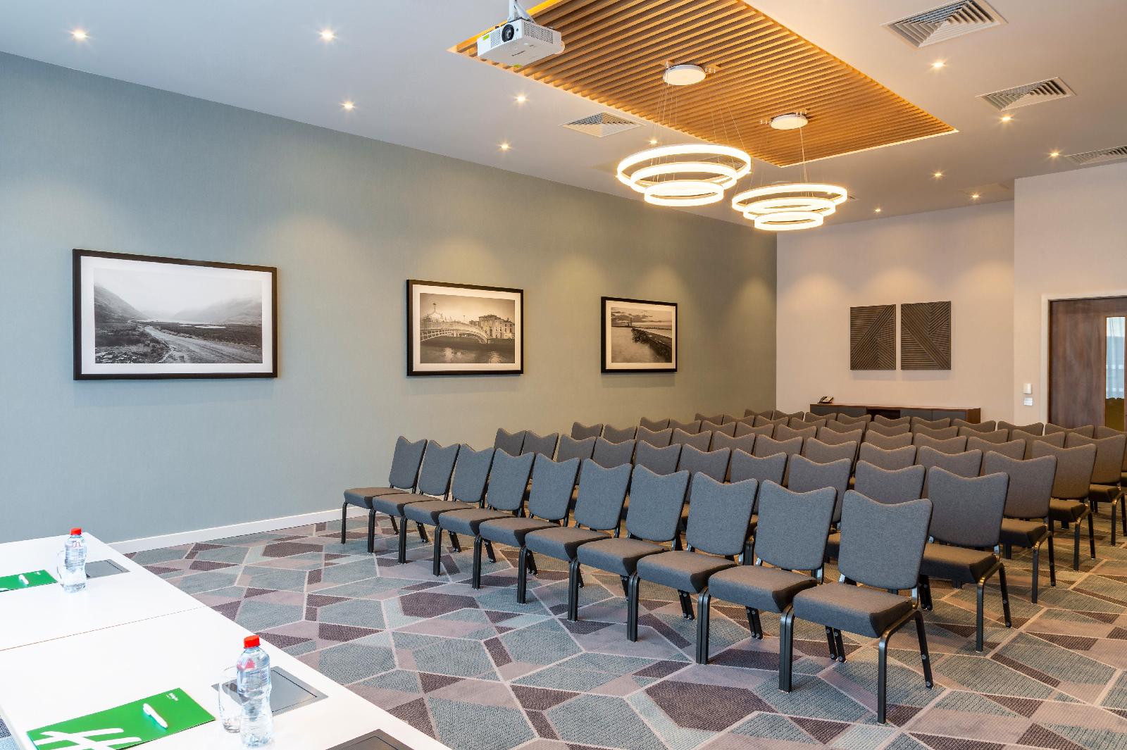 Holiday Inn Dublin Airport