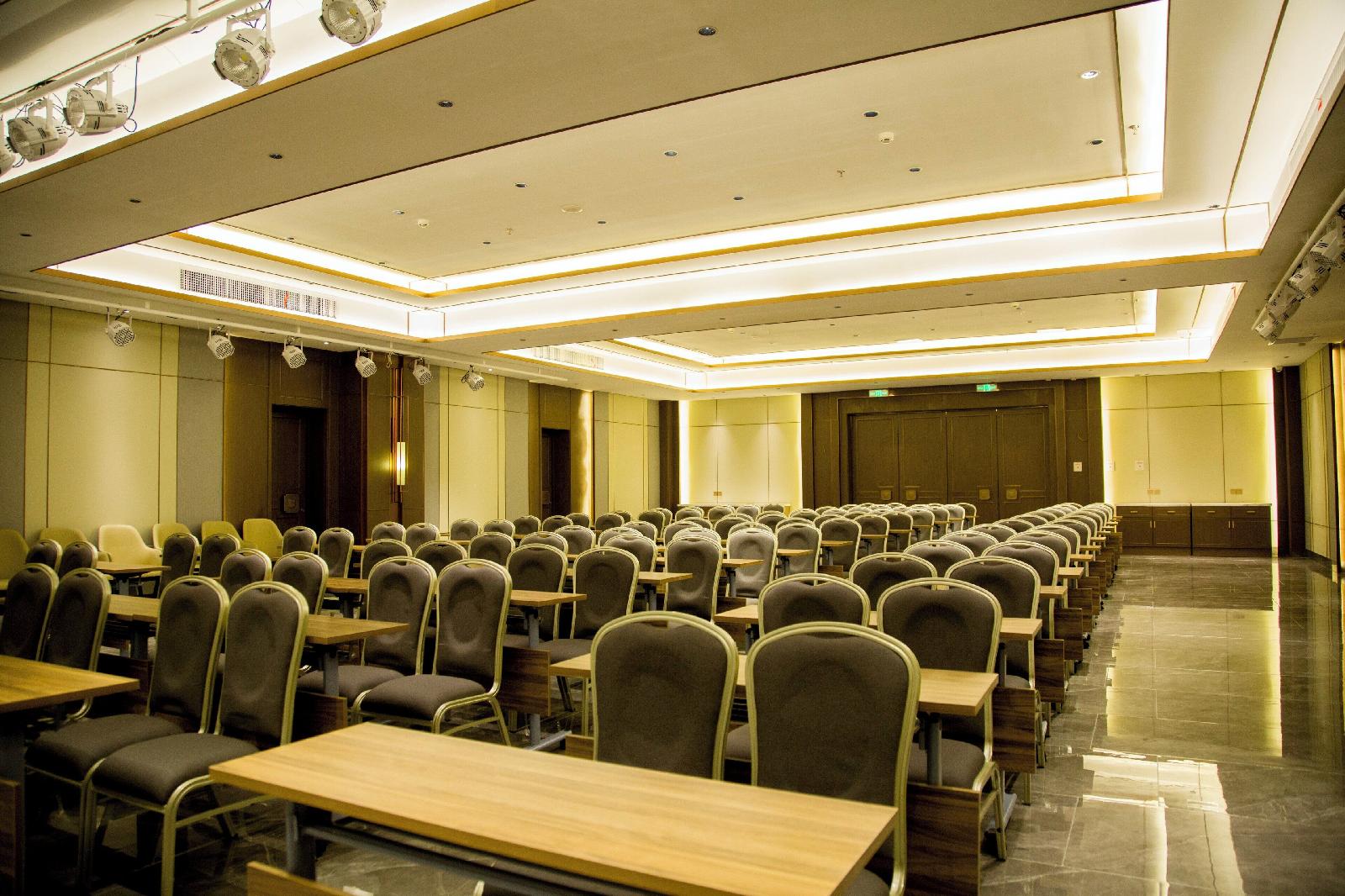 Holiday Inn Express Harbin Exhibition Center