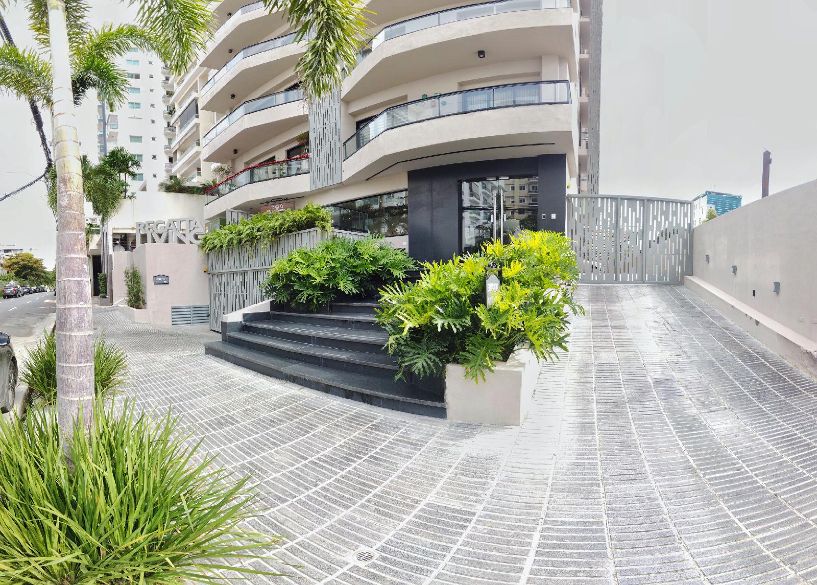 Regatta Living Hotel By Mint