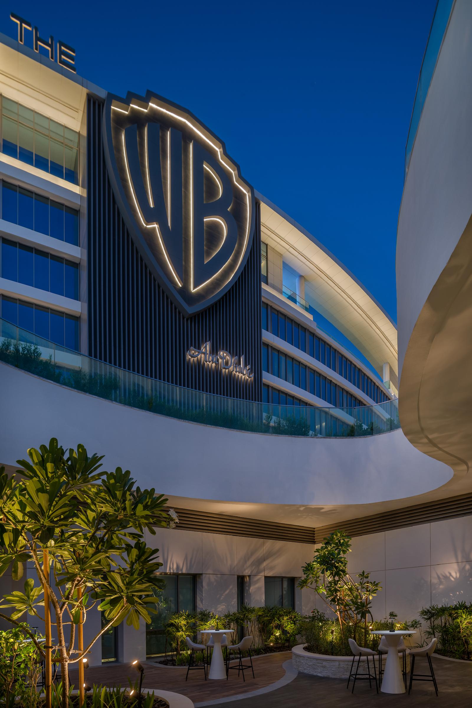 The WB Abu Dhabi, Curio Collection by Hilton