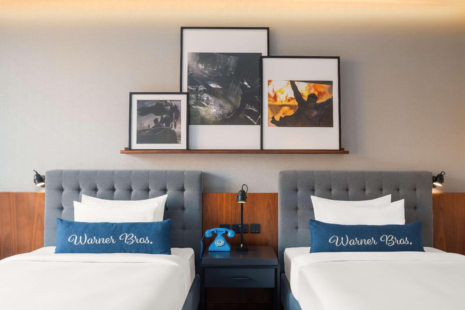 The WB Abu Dhabi, Curio Collection by Hilton