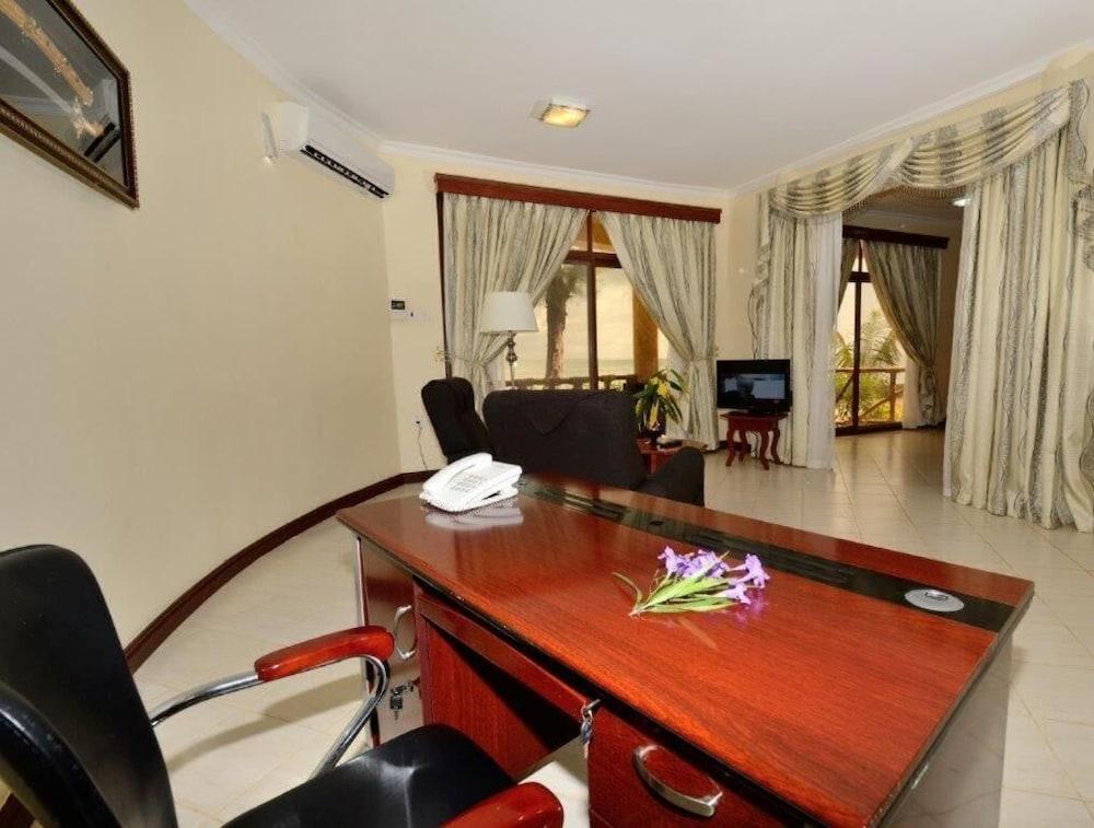 Sansi Kae Beach Resort