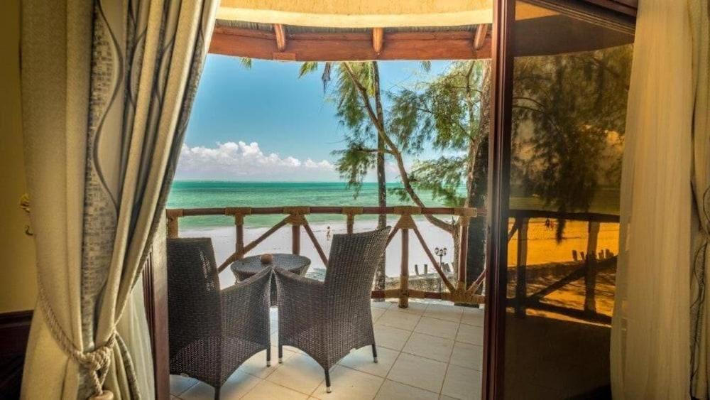 Sansi Kae Beach Resort
