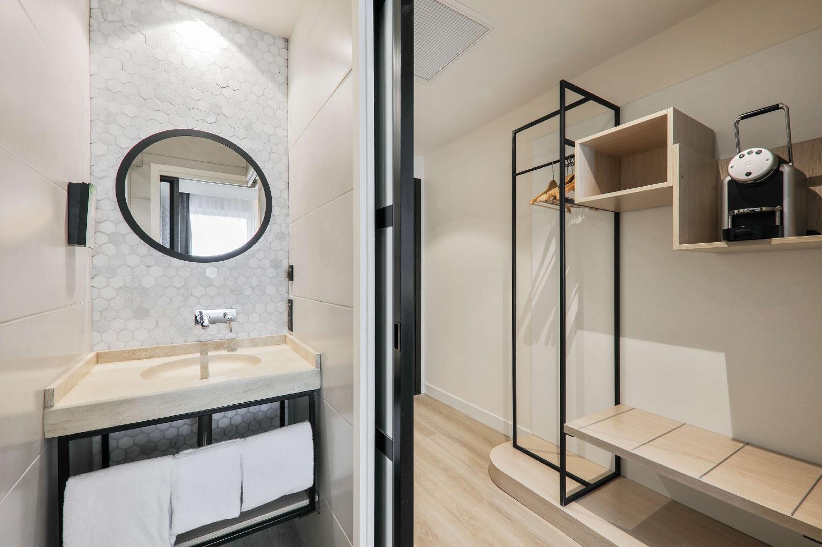 Hotel Campanile Smart Lyon Est - Eurexpo Bron Aviation