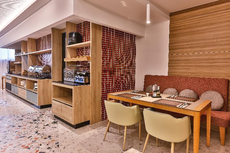 Carine Hotel Centar