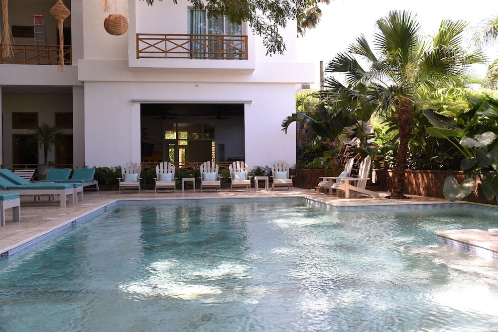 Saman Boutique Hotel & Residences