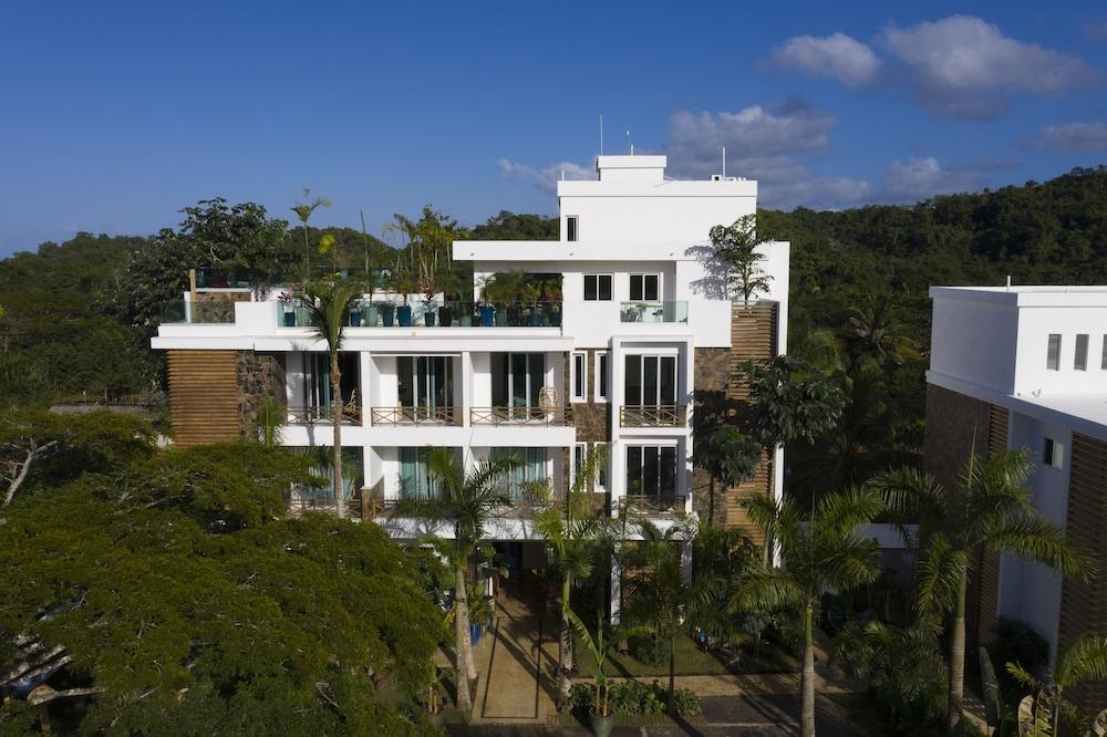Saman Boutique Hotel & Residences