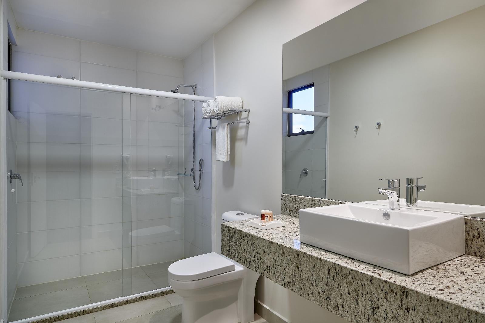 Lefel Hotel