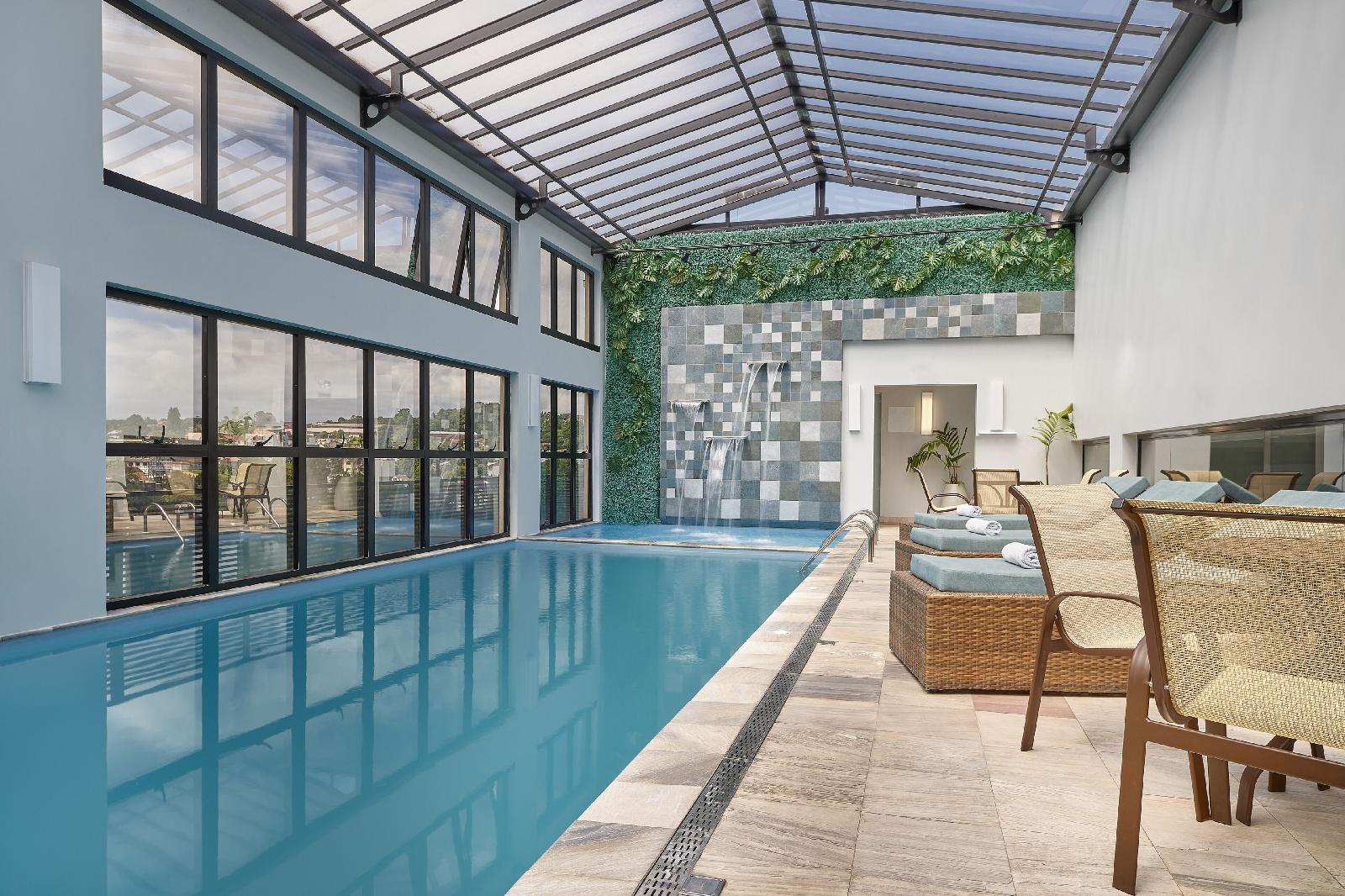 Lefel Hotel