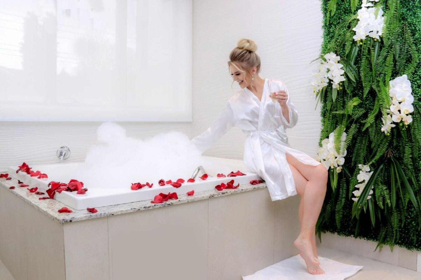 Lefel Hotel