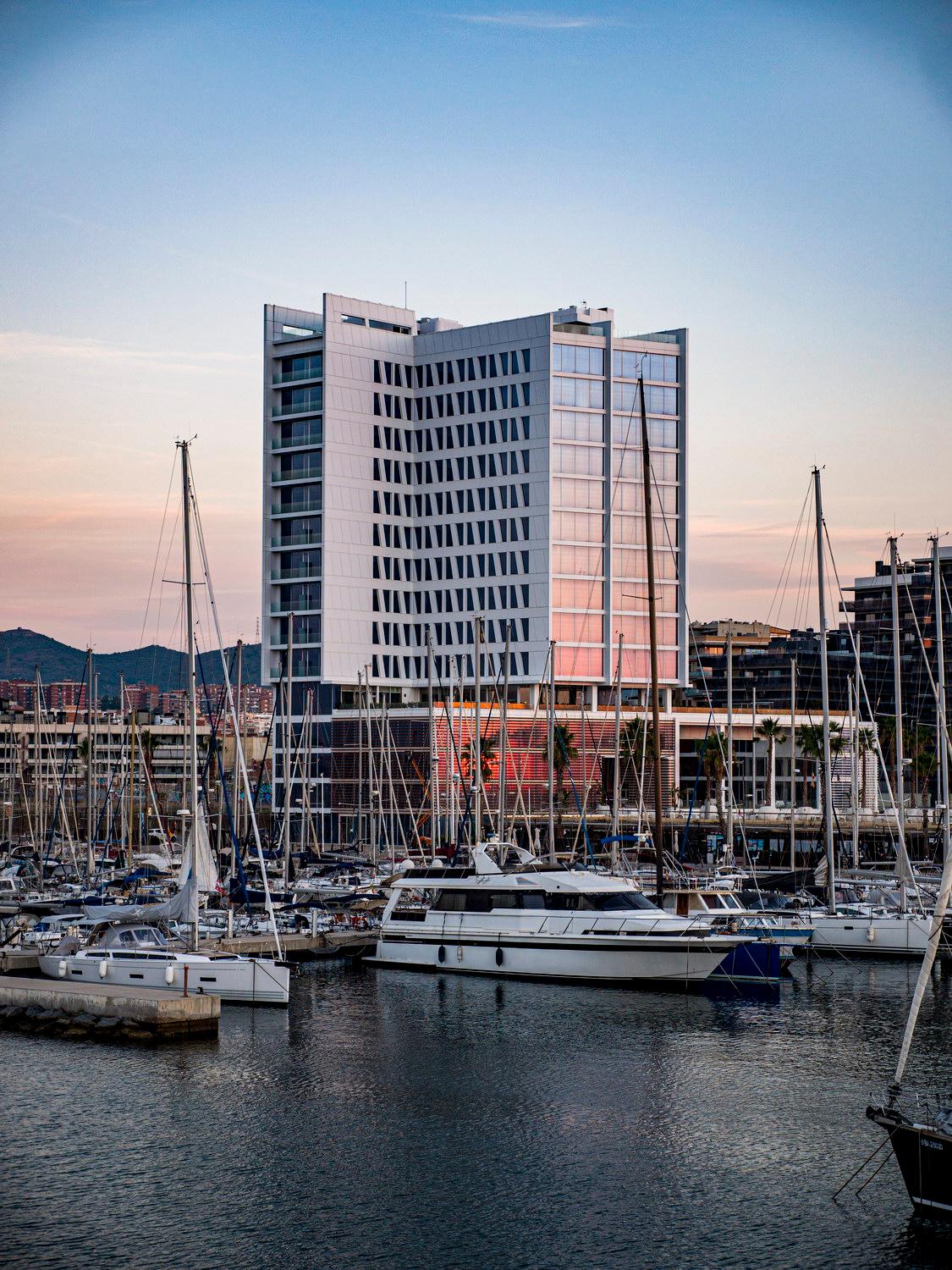 Marina Badalona
