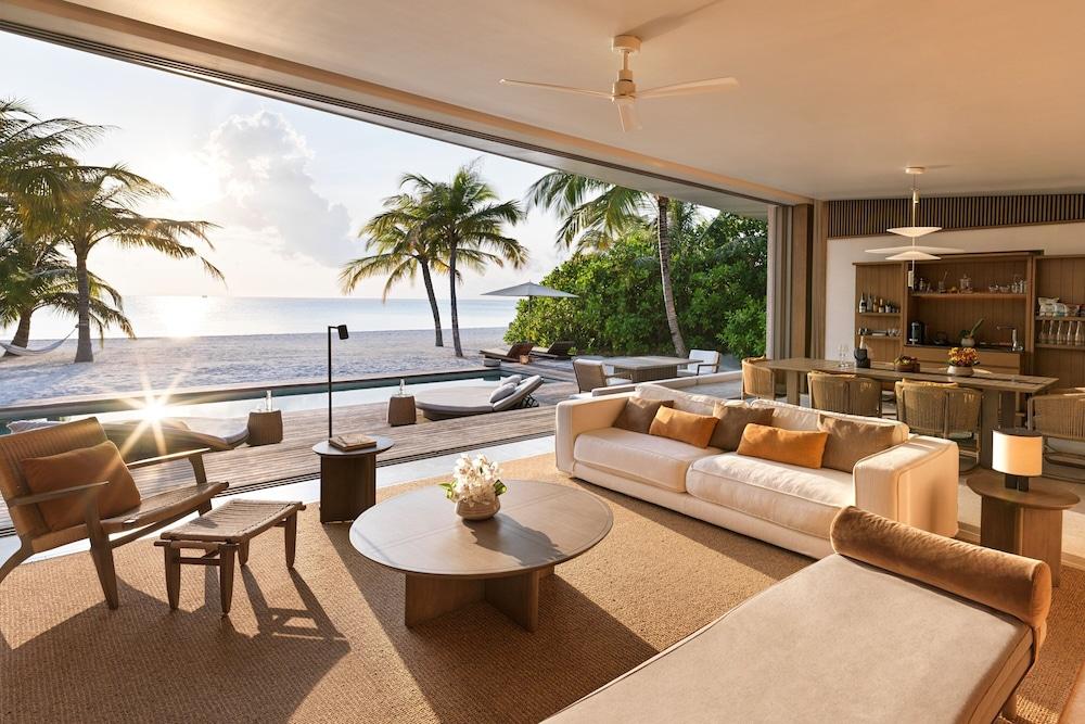 The Ritz Carlton Maldives Fari Islands