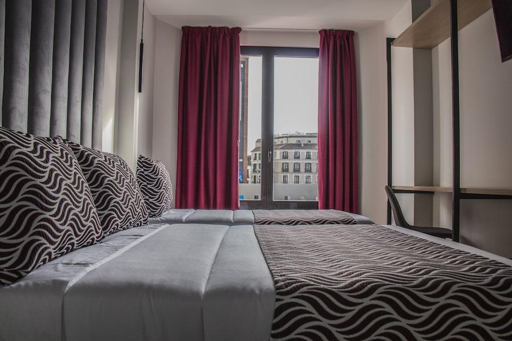 Hostal Juliette & Coworking