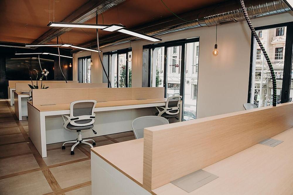 Hostal Juliette & Coworking