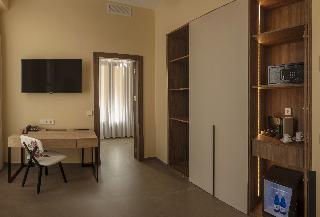 Sh Suite Palace