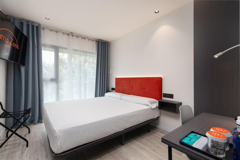 Arena Zone Hotel & Cafe