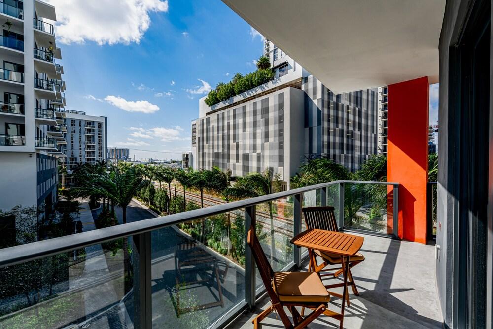 WhyHotel Midtown Miami