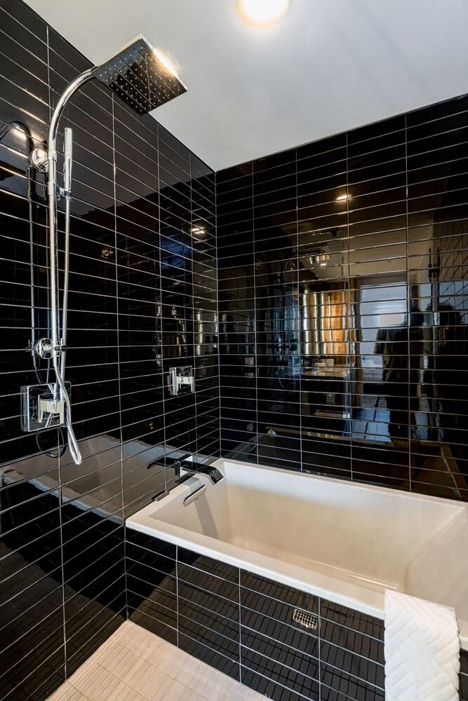 WhyHotel Midtown Miami