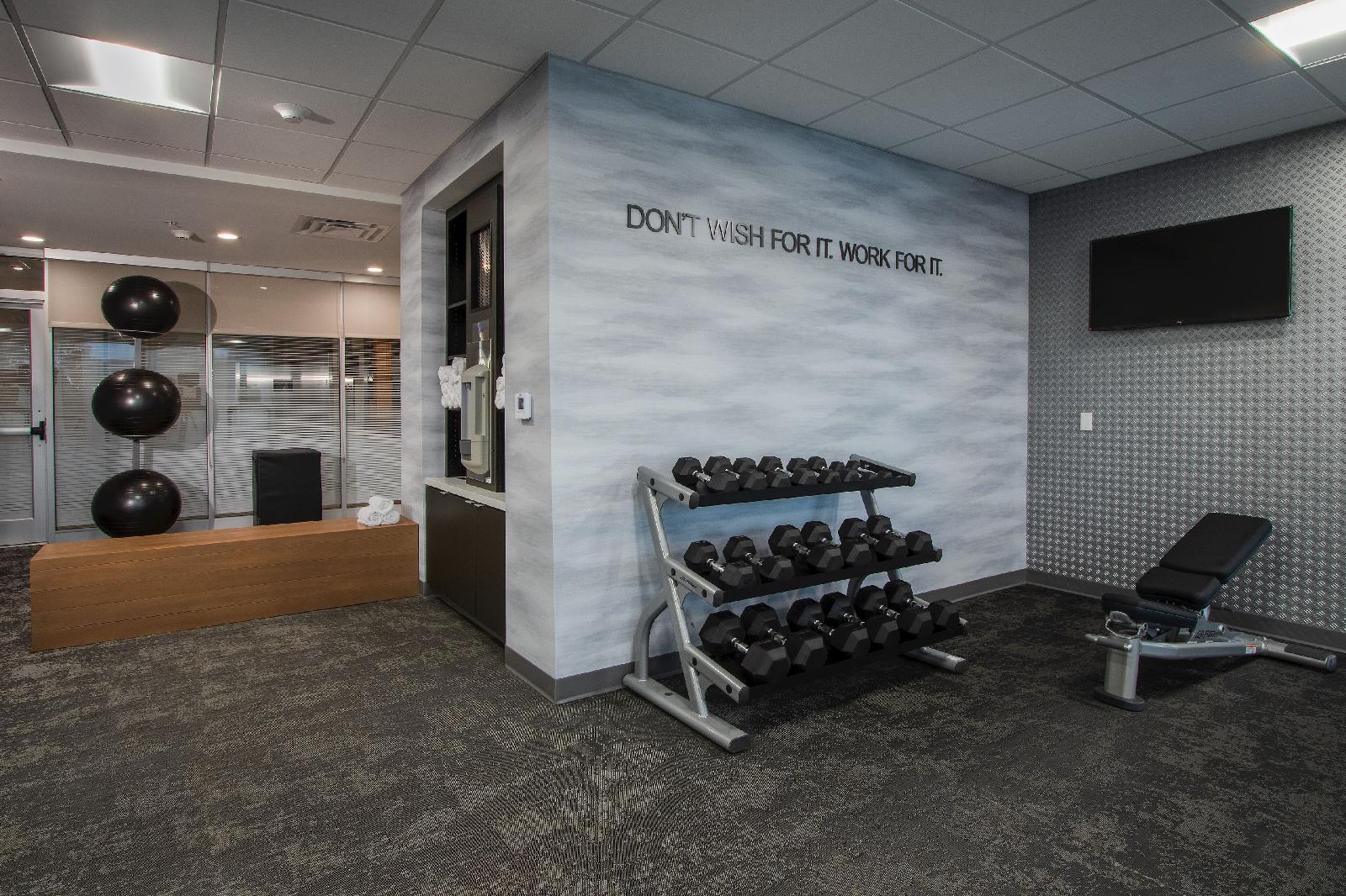 Fairfield Inn & Suites Dallas Love Field