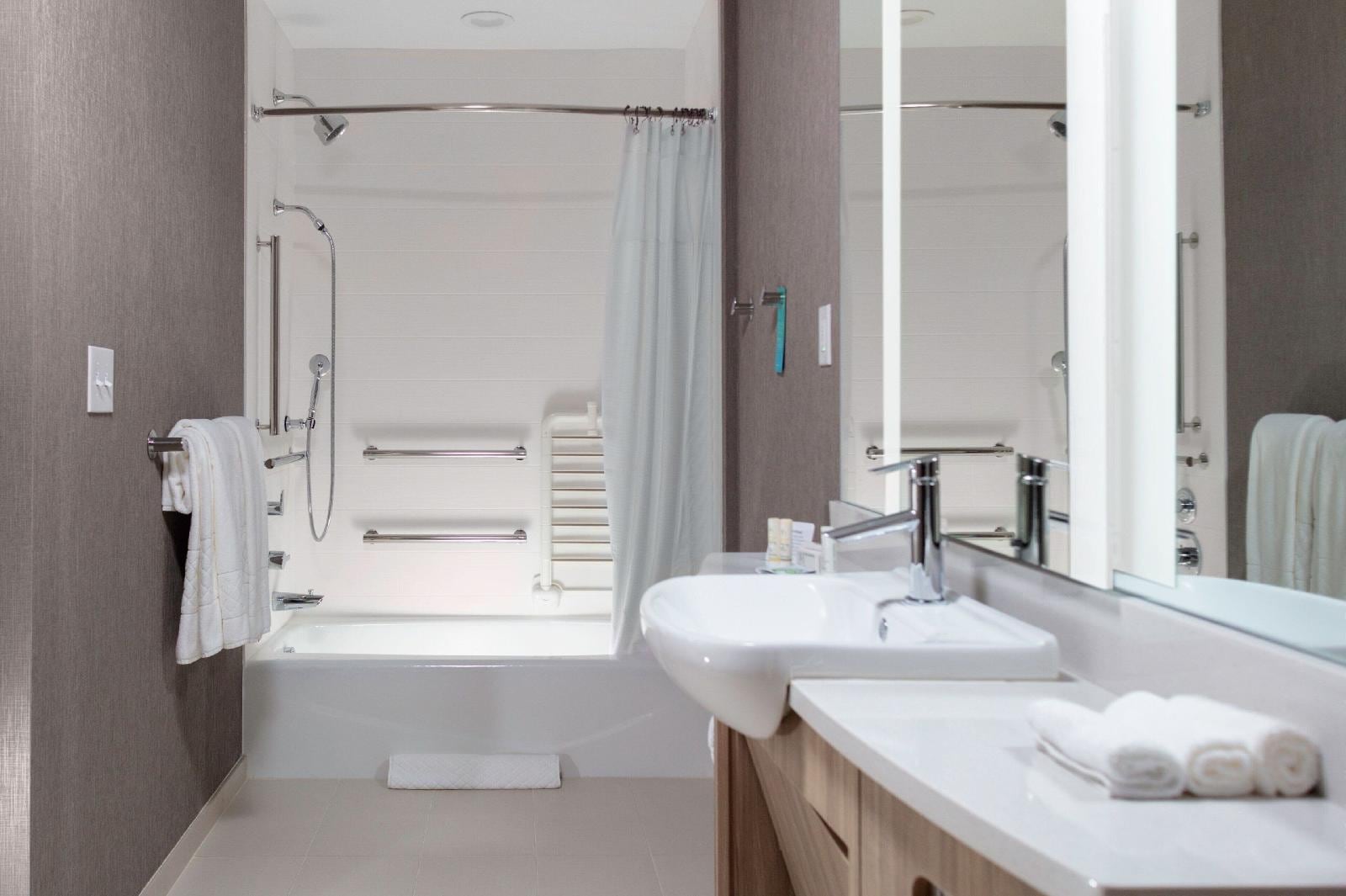 SpringHill Suites By Marriott Durham City View