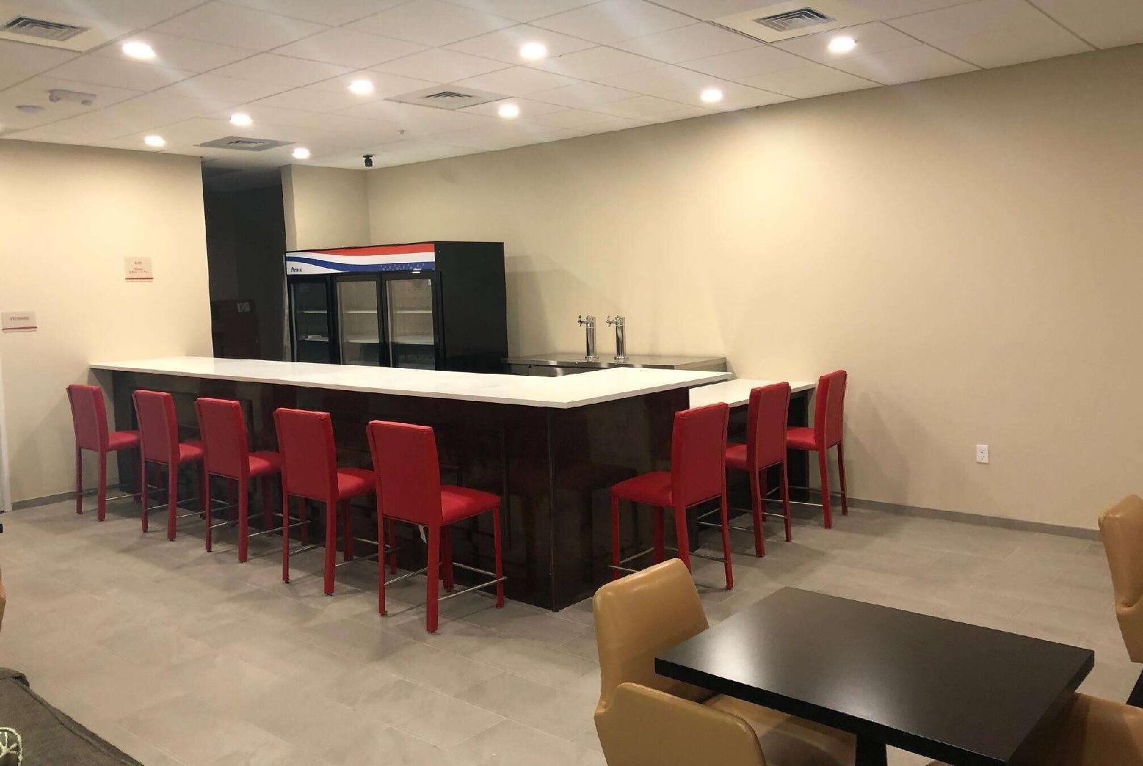 Hawthorn Suites by Wyndham Monahans