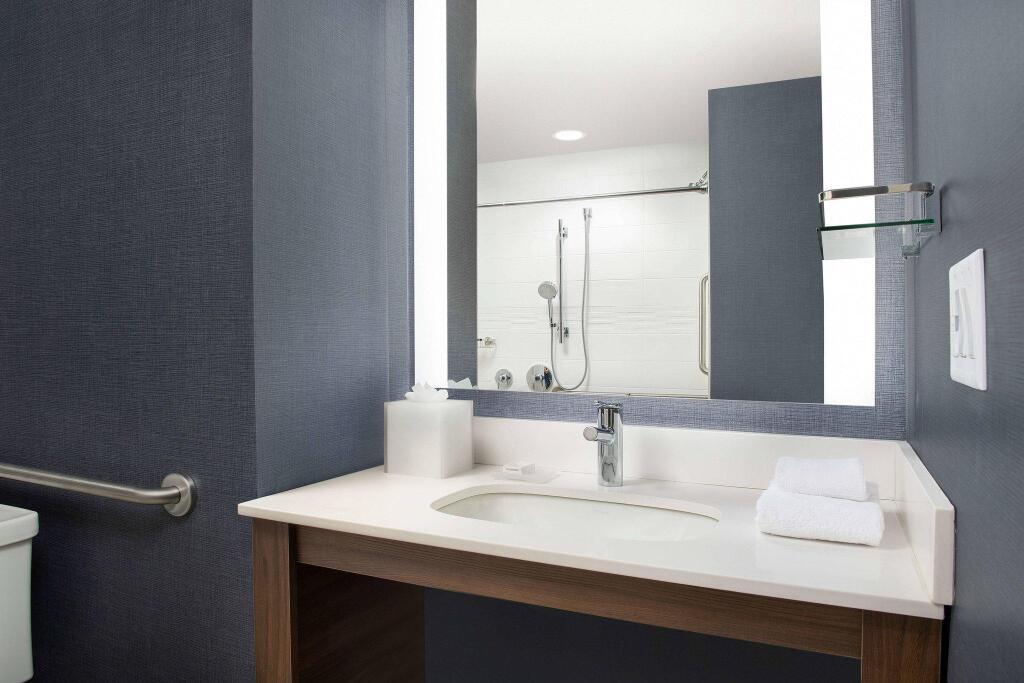 Residence Inn by Marriott Doral Mall Area