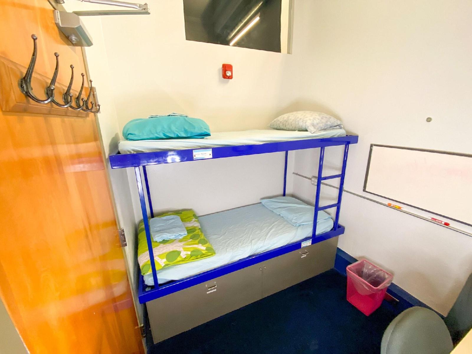 Pacific Tradewinds Hostel