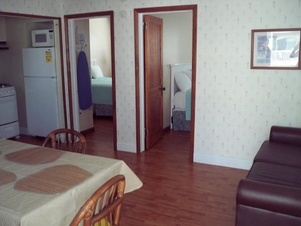 Buttercup Suites