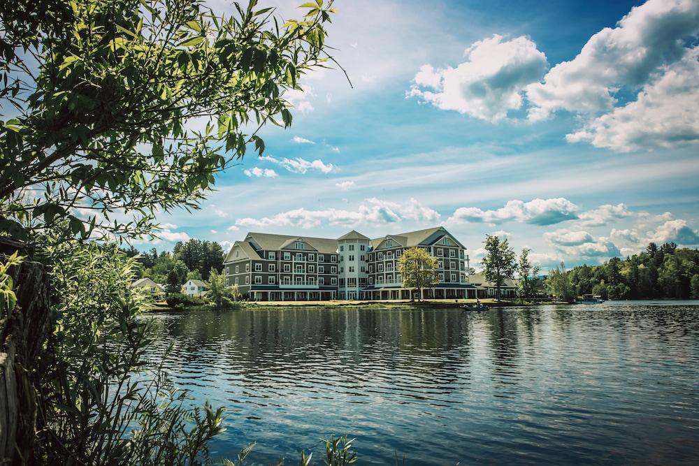 Saranac Waterfront Lodge