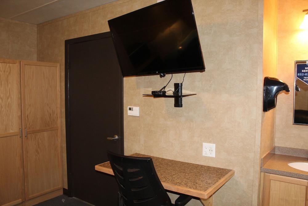 Target Hospitality-Carlsbad Lodge