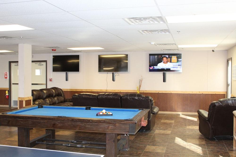 Target Hospitality-Carlsbad Lodge