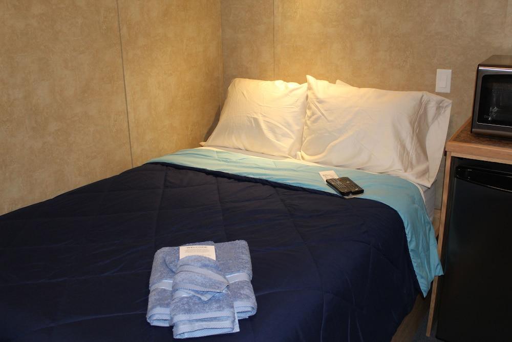 Target Hospitality-Carlsbad Lodge