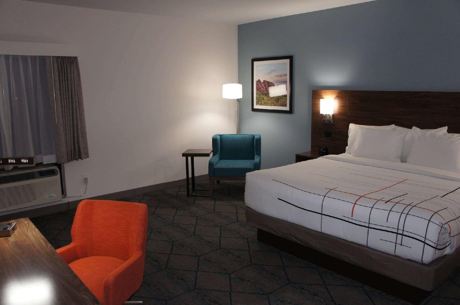 La Quinta Inn & Suites by Wyndham Littleton