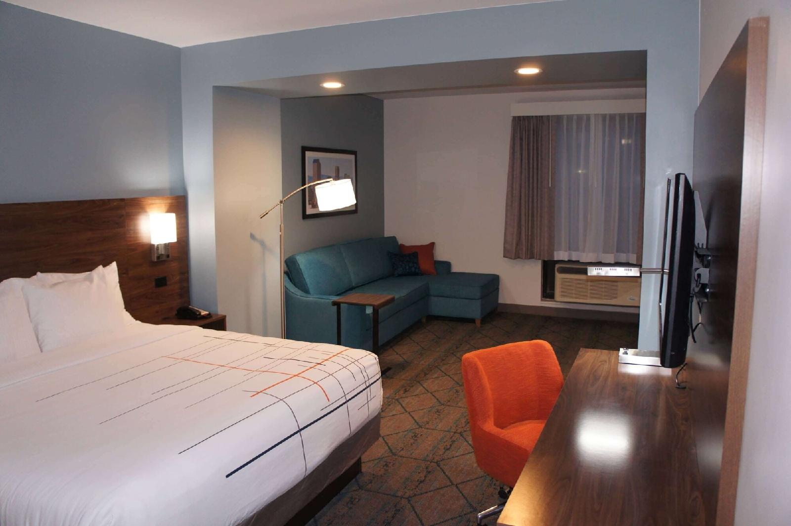 La Quinta Inn & Suites by Wyndham Littleton
