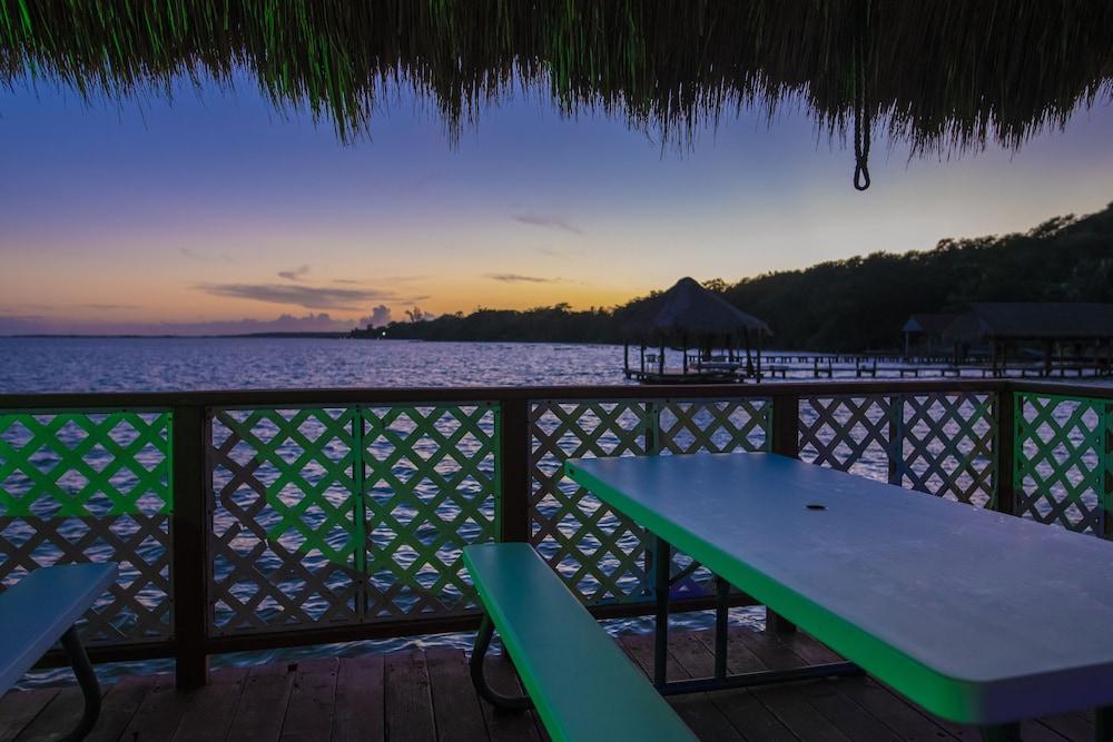 Casa Aakal Lagoon Front