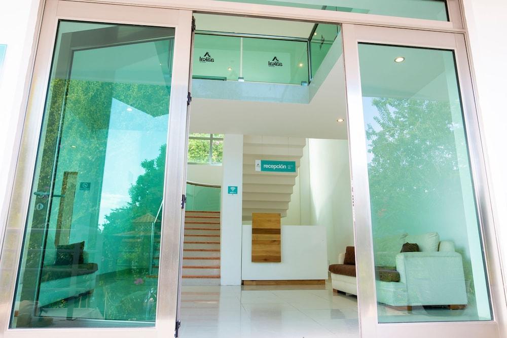 Casa Aakal Lagoon Front