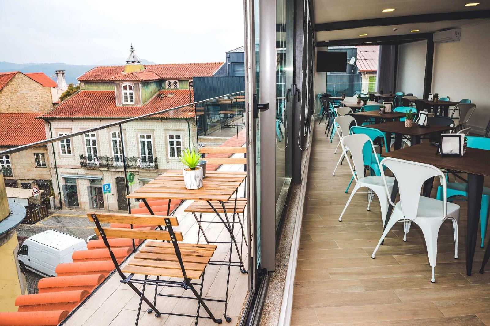 Inbarcelos Hostel & Guest House