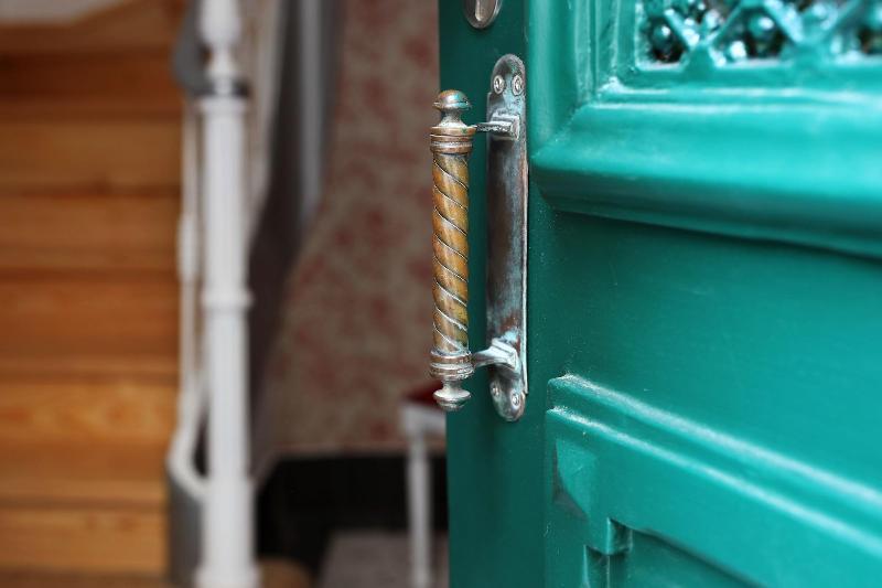 Glass Boutique-Rooms & Suites