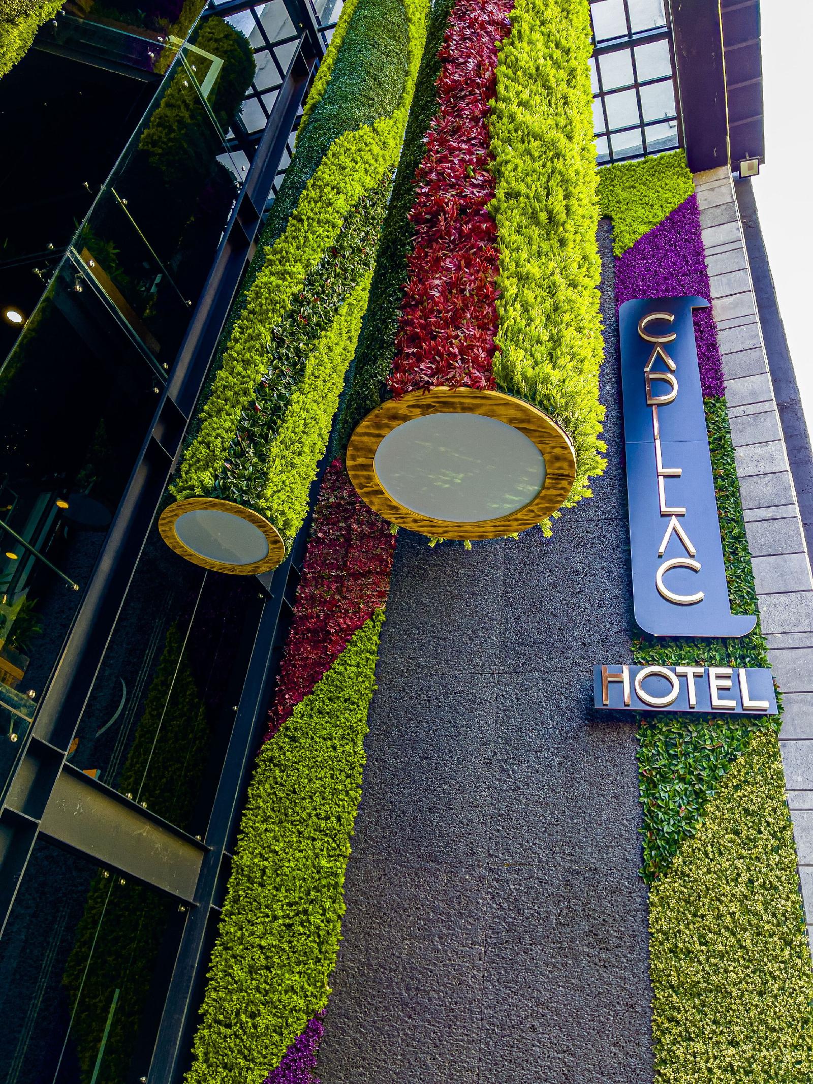 Cadillac Hotel Boutique