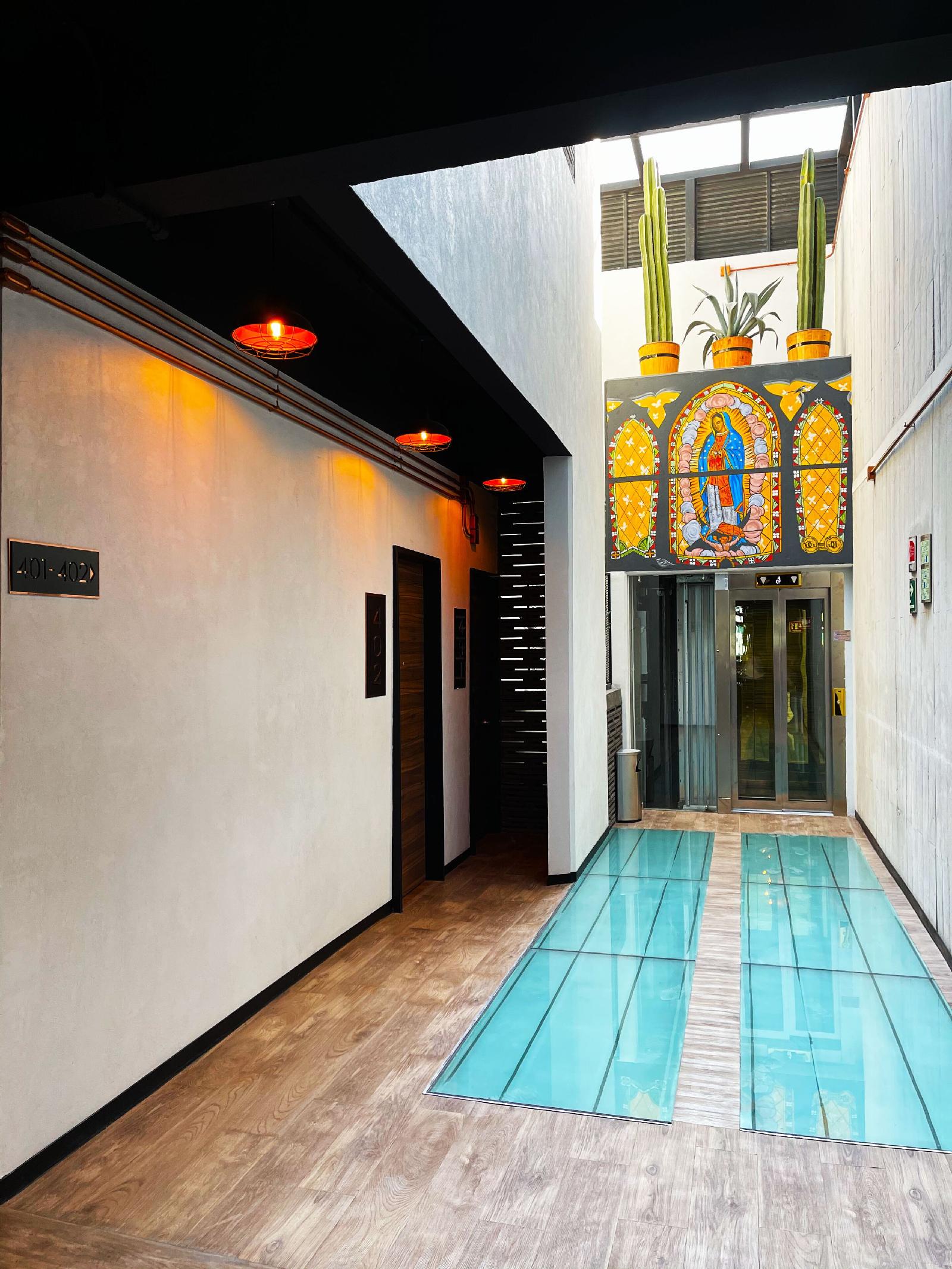 Cadillac Hotel Boutique