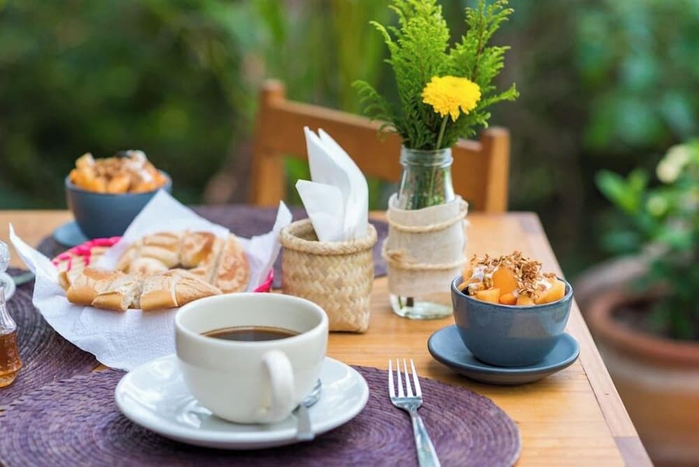 Cocolia Hotel