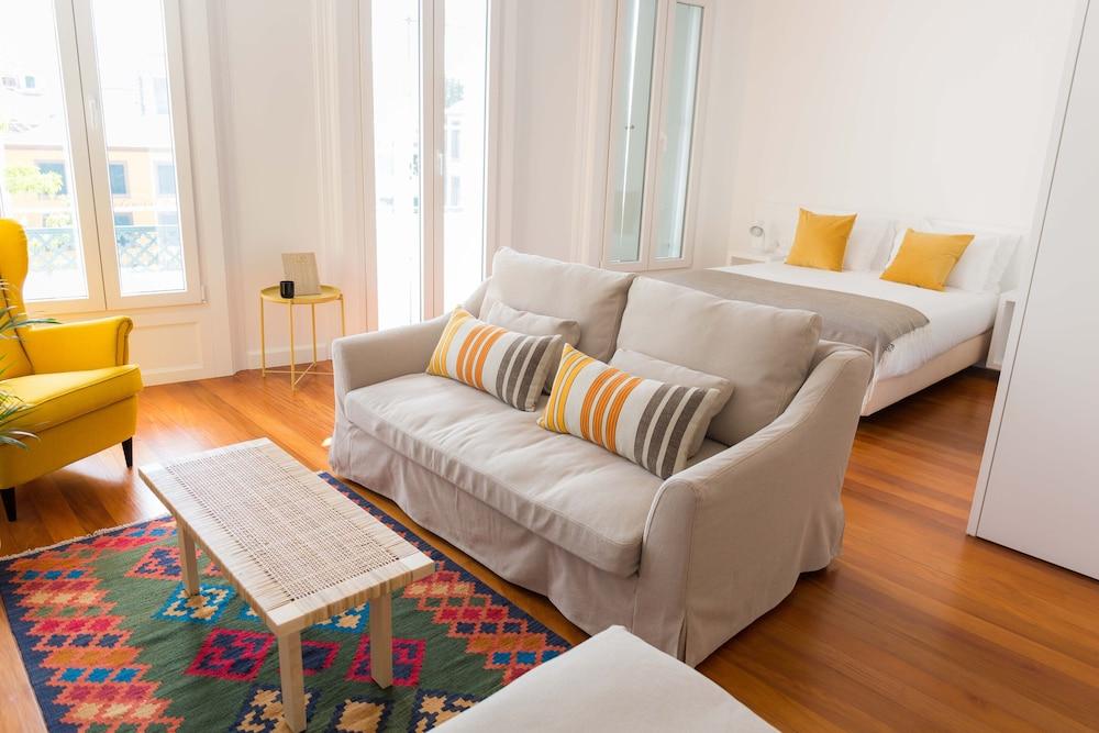 Apartamentos Praca Amarela