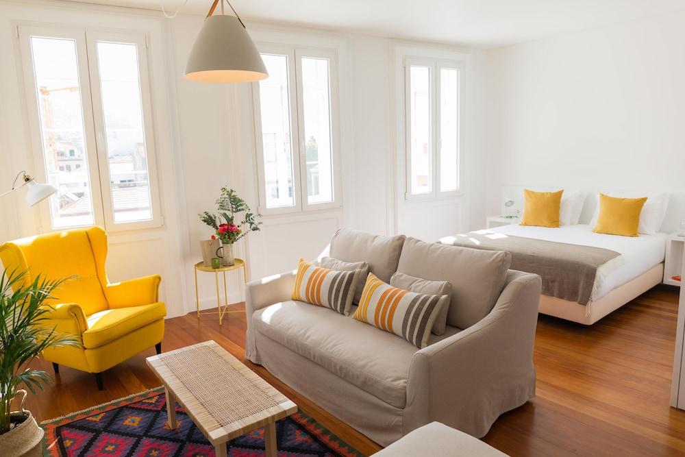 Apartamentos Praca Amarela