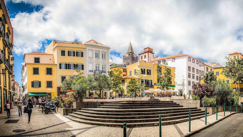 Apartamentos Praca Amarela
