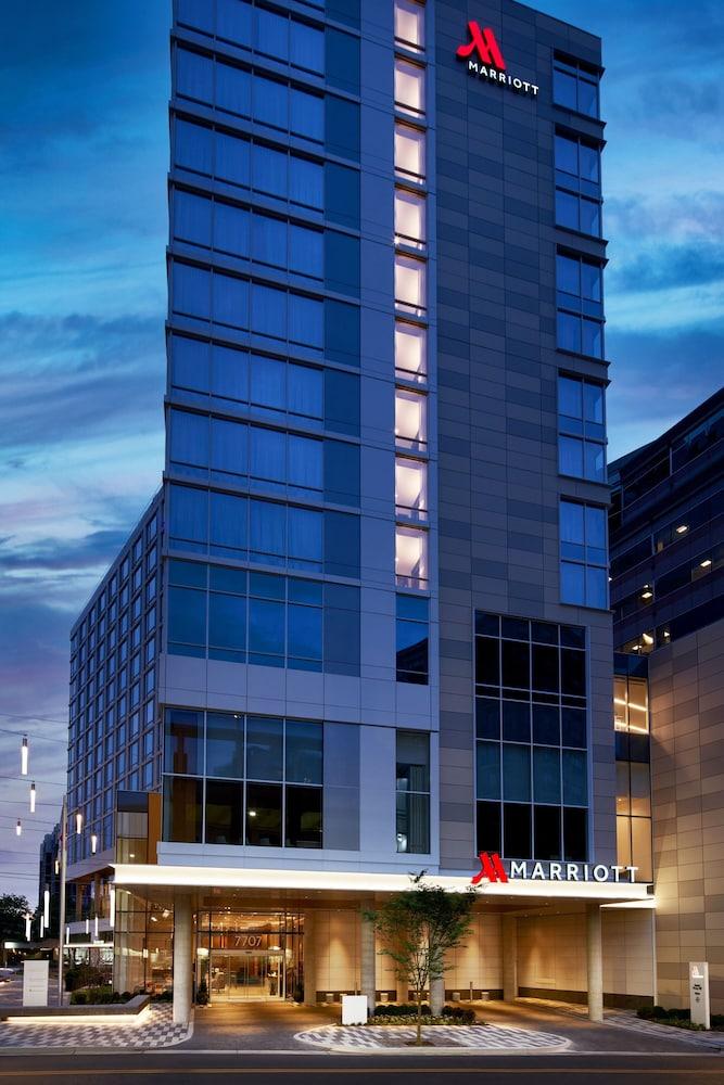Marriott Bethesda Downtown at Marriott HQ