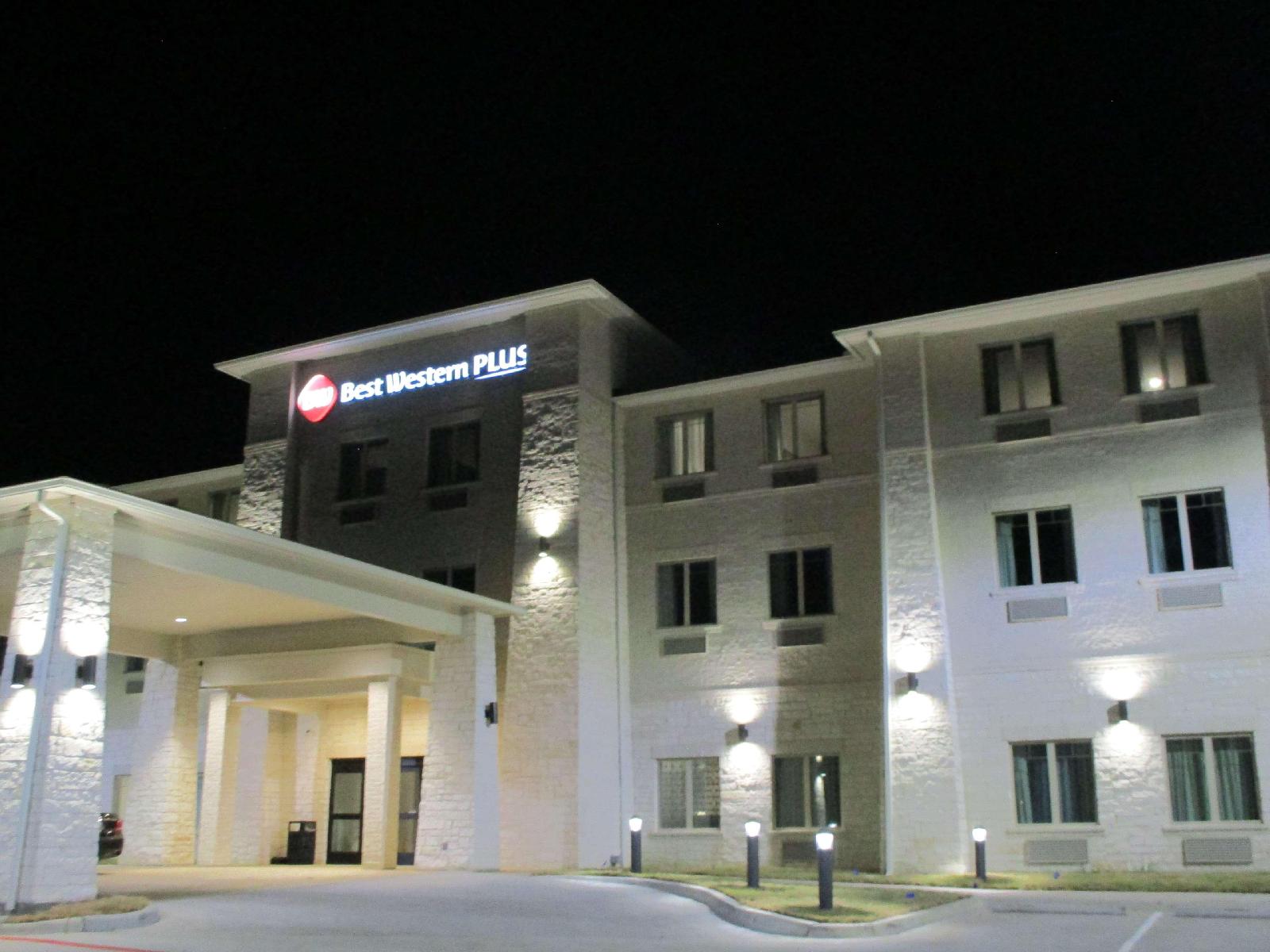 Best Western Plus Wills Point